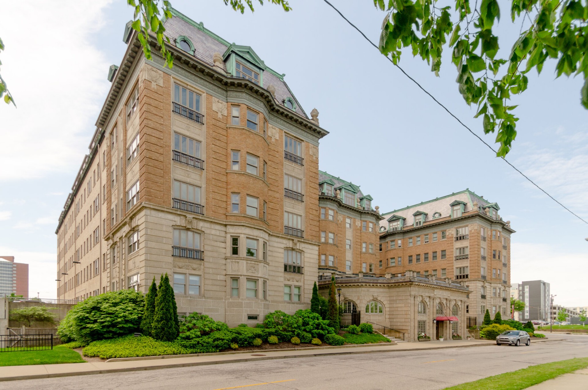 Park Lane Villa luxury apartments, University Circle, Cleveland